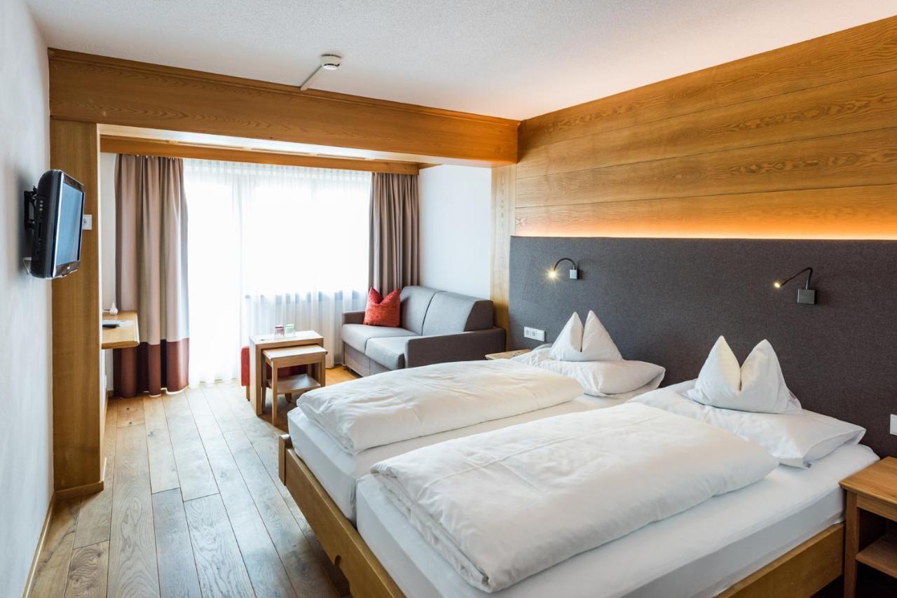 Hotel Walserberg Warth  Esterno foto