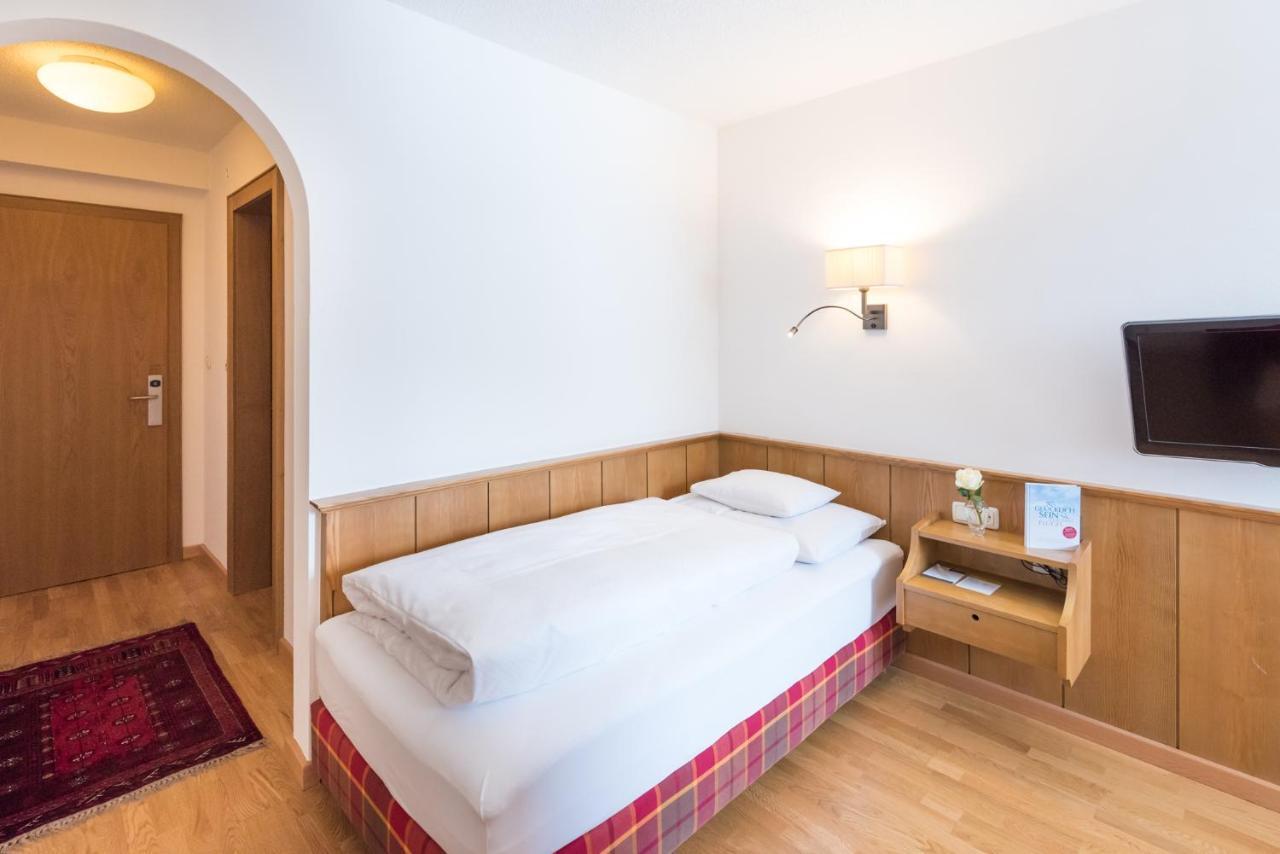 Hotel Walserberg Warth  Esterno foto