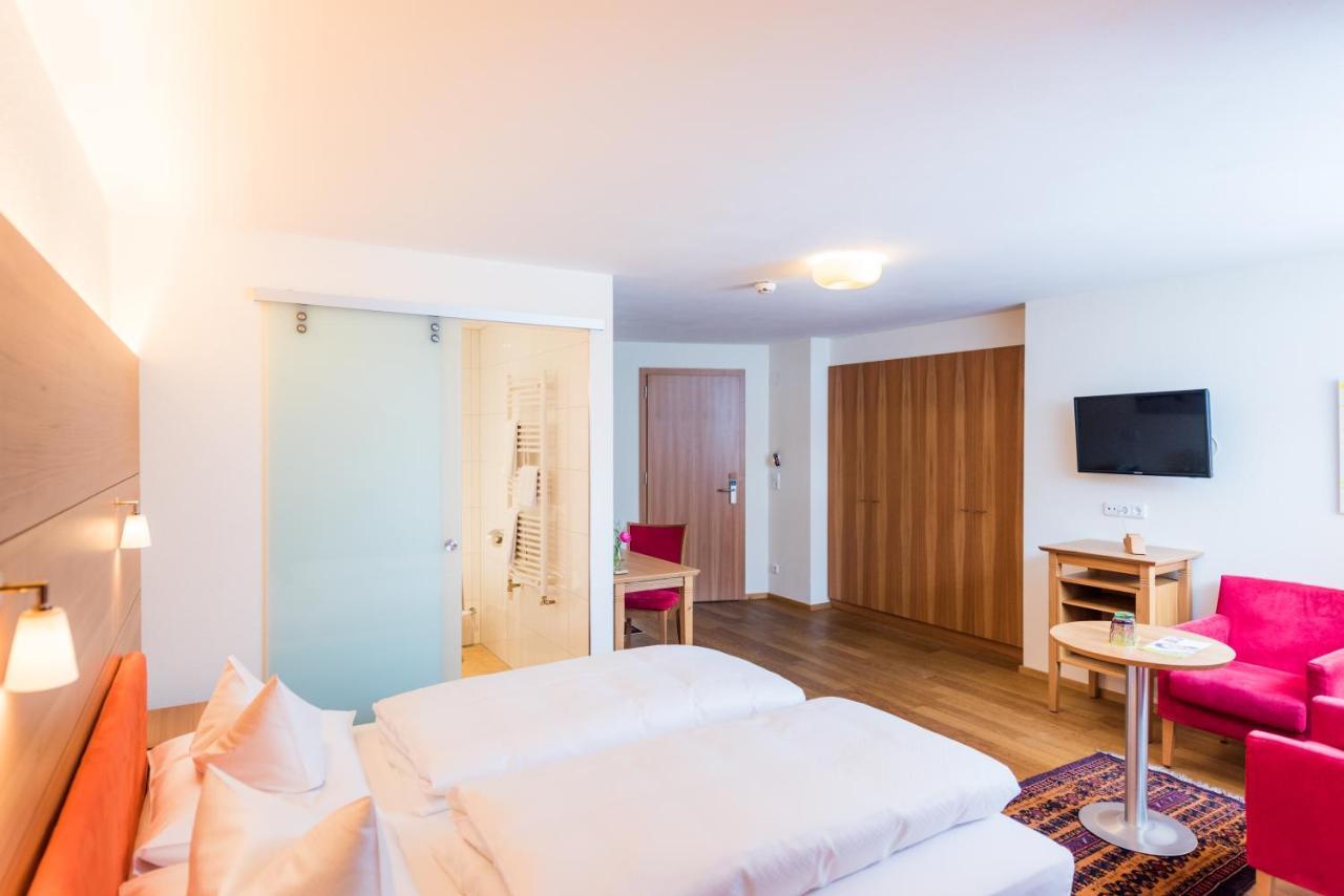 Hotel Walserberg Warth  Esterno foto